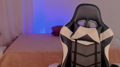 Snapshot of savannahwildee chatting on 01.10.25 Savannahwildee online show from 01.10.25