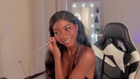 Snapshot of savannahwildee chatting on 03.04.25 Savannahwildee online show from 03.04.25