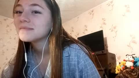 Snapshot of savannasotos chatting on 09.14.25 Sophie online show from 09.14.25