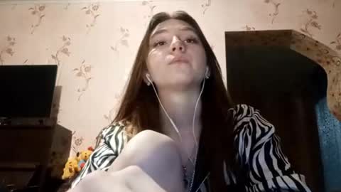 Snapshot of savannasotos chatting on 09.26.25 Sophie online show from 09.26.25