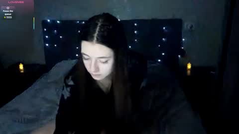 Snapshot of savannasotos chatting on 11.07.25 Sophie online show from 11.07.25