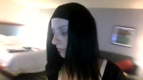 SavvySavage online show from 03.15.26