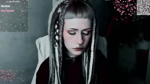 pronoun she. name Mary. age 21. online show from 12.01.25