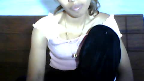 Snapshot of sayaah01 chatting on 07.24.26 sayaah01 online show from 07.24.26