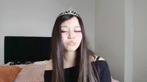 Snapshot of sayanimo chatting on 04.18.26 Saya online show from 04.18.26