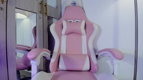 Snapshot of saylilith chatting on 01.07.25 Say Lilith Monday to Saturday 700am to 140pm Colombian time online show from 01.07.25