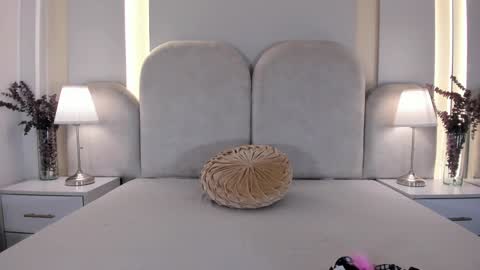 Snapshot of saylilith chatting on 01.11.25 Say Lilith Monday to Saturday 700am to 140pm Colombian time online show from 01.11.25