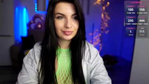 Valeria Swarowskaya online show from 12.17.25