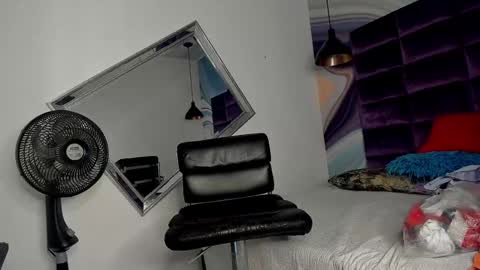 Snapshot of sbastone_muscle chatting on 01.20.25 sebastian muscleman daddy the better latin lover online show from 01.20.25