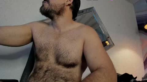 Snapshot of sbastone_muscle chatting on 10.04.25 sebastian muscleman daddy the better latin lover online show from 10.04.25