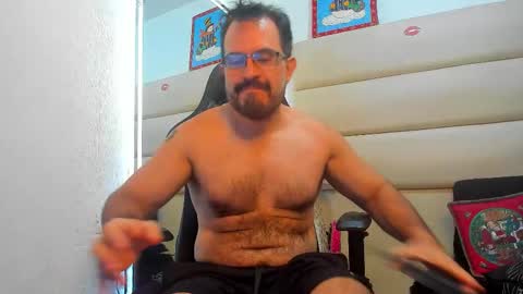 Snapshot of sbastone_muscle chatting on 12.05.25 sebastian muscleman daddy the better latin lover online show from 12.05.25