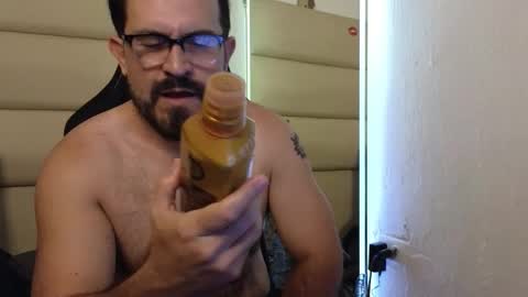 Snapshot of sbastone_muscle chatting on 01.09.26 sebastian muscleman daddy the better latin lover online show from 01.09.26