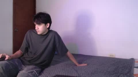 Snapshot of sc_andre chatting on 04.23.26 Sc andre online show from 04.23.26