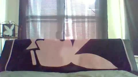 Snapshot of scar2343 chatting on 12.04.25 scar2343 online show from 12.04.25