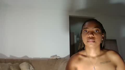 Snapshot of scarle222421 chatting on 01.01.25 scarle222421 online show from 01.01.25