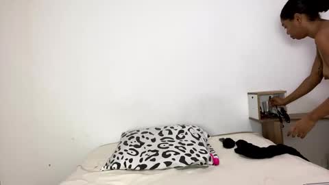 Snapshot of scarle222421 chatting on 01.22.25 scarle222421 online show from 01.22.25