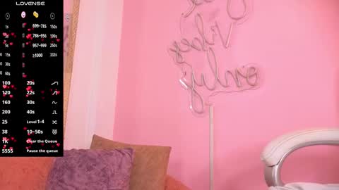 Scarlett online show from 11.09.25