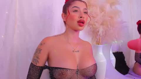 scarleett jones online show from 11.27.25