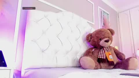 Snapshot of scarlet__hill chatting on 12.05.24 scarlet hill online show from 12.05.24