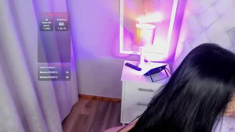 Snapshot of scarlet__hill chatting on 12.12.24 scarlet hill online show from 12.12.24