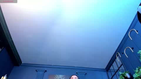 Scarlet Edwars online show from 03.04.26