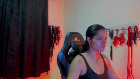 scarlet taylor kennedy online show from 10.24.25