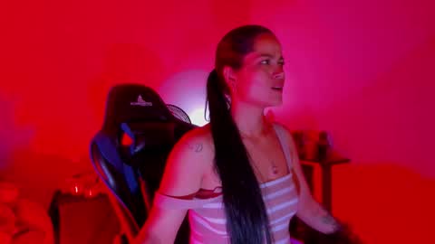 scarlet taylor kennedy online show from 12.18.25