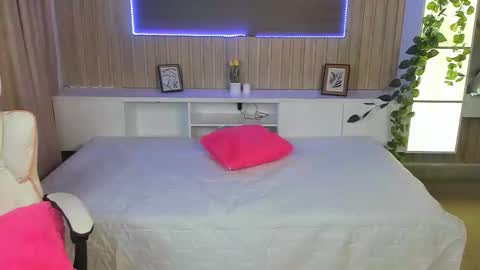 Snapshot of scarlet_s_ chatting on 03.02.26 Scarlet online show from 03.02.26