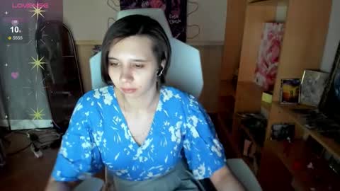 Snapshot of scarlet_sirenn chatting on 02.14.26 Alexandra online show from 02.14.26