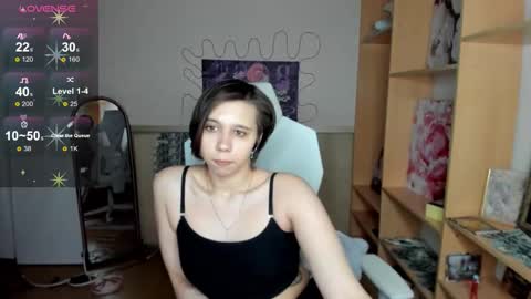 Snapshot of scarlet_sirenn chatting on 02.27.26 Alexandra online show from 02.27.26
