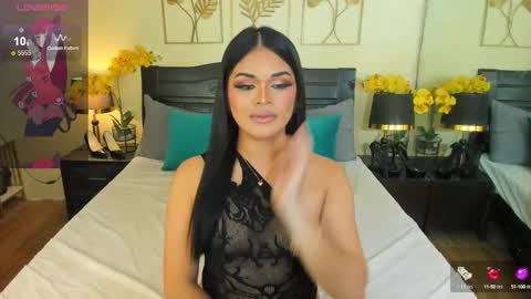 Snapshot of scarlet_snow_asian chatting on 09.19.25 Scarlet online show from 09.19.25