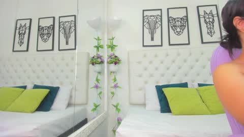 Snapshot of scarlet_stan22 chatting on 03.01.25 Isa online show from 03.01.25