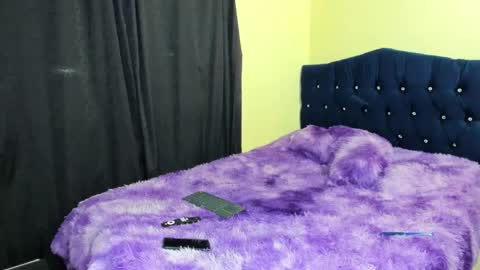 scarlet_tommy online show from 02.09.25