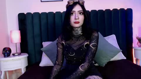 Snapshot of scarleth_fg_ chatting on 04.30.26 Scarleth online show from 04.30.26