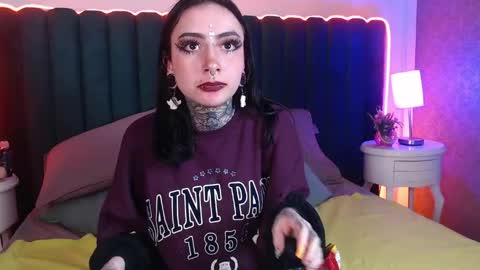 Snapshot of scarleth_fg_ chatting on 05.27.26 Scarleth online show from 05.27.26