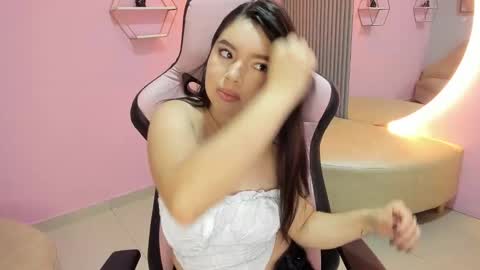 Scarleth online show from 12.14.25