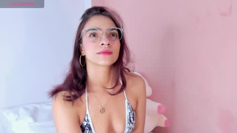 Snapshot of scarleth_red_ chatting on 01.23.25 I am Scarleth Check mi profile online show from 01.23.25