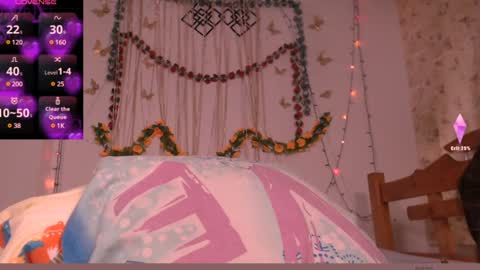 scarlethh hott online show from 12.31.24