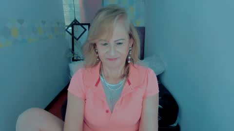 S C A R L E T online show from 12.26.24