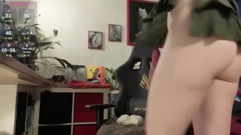 Scarlett online show from 12.18.25