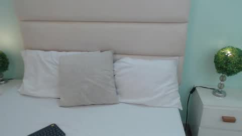 scarlet  online show from 03.15.26