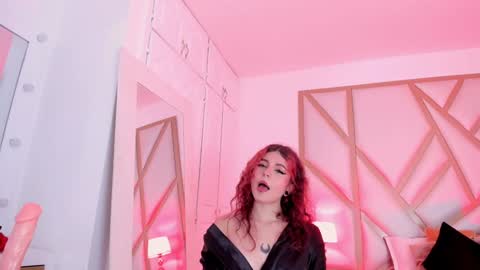 Snapshot of scarletpunk_ chatting on 12.02.24 Scarlet online show from 12.02.24