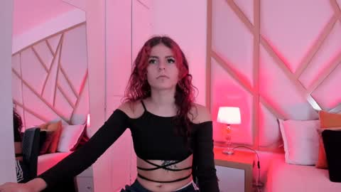 Snapshot of scarletpunk_ chatting on 12.03.24 Scarlet online show from 12.03.24