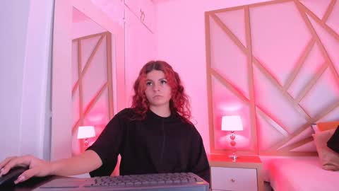 Snapshot of scarletpunk_ chatting on 12.15.24 Scarlet online show from 12.15.24