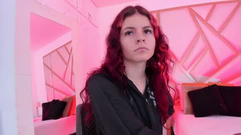 Snapshot of scarletpunk_ chatting on 12.30.24 Scarlet online show from 12.30.24