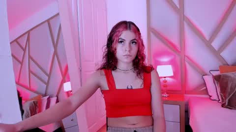 Snapshot of scarletpunk_ chatting on 02.13.25 Scarlet online show from 02.13.25