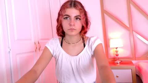 Snapshot of scarletpunk_ chatting on 02.22.25 Scarlet online show from 02.22.25