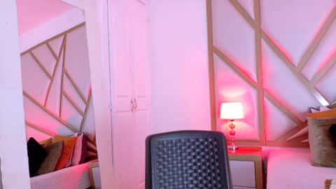 Snapshot of scarletpunk_ chatting on 02.26.25 Scarlet online show from 02.26.25