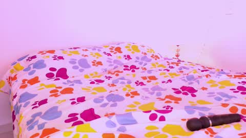 Snapshot of scarletpunk_ chatting on 03.11.25 Scarlet online show from 03.11.25