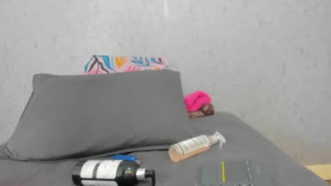 Scarlett 3 online show from 10.15.25